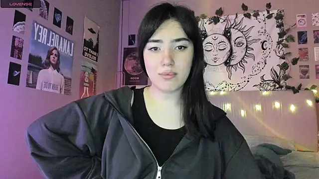Snapshot of Anisawithlove chatting on 01.01.25 Anisawithlove online show from 01.01.25