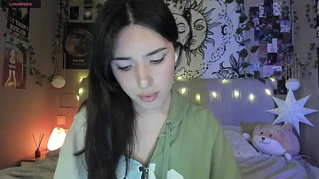 Snapshot of Anisawithlove chatting on 03.08.25 Anisawithlove online show from 03.08.25