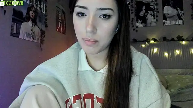 Snapshot of Anisawithlove chatting on 09.13.25 Anisawithlove online show from 09.13.25