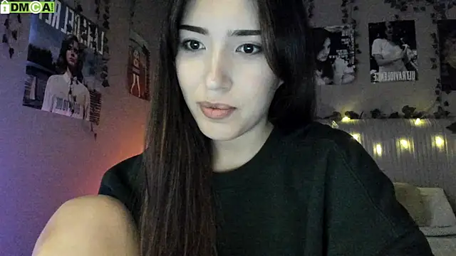 Snapshot of Anisawithlove chatting on 10.15.25 Anisawithlove online show from 10.15.25