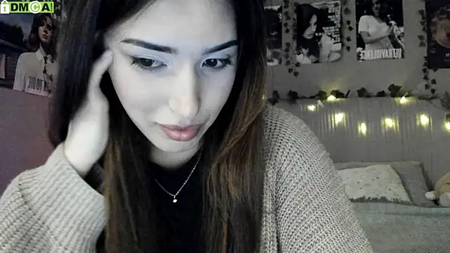 Snapshot of Anisawithlove chatting on 10.19.25 Anisawithlove online show from 10.19.25