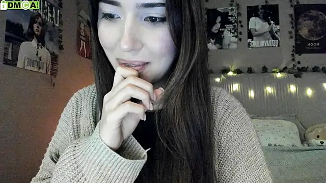 Snapshot of Anisawithlove chatting on 10.24.25 Anisawithlove online show from 10.24.25