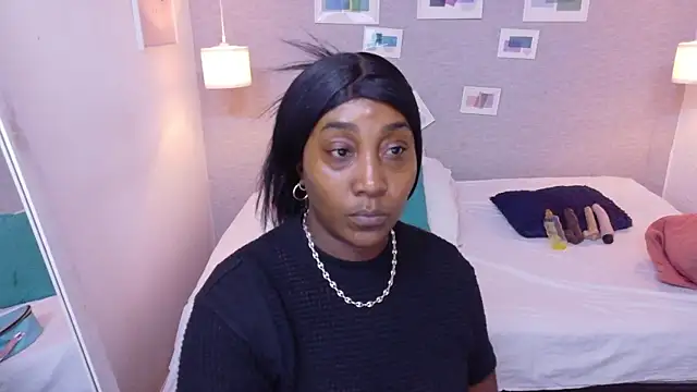 Snapshot of kiara_evanss chatting on 03.13.26 kiara evanss online show from 03.13.26