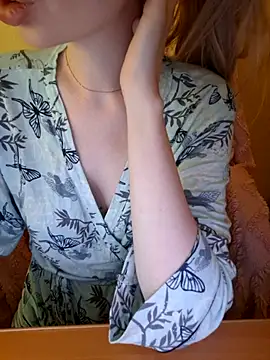 Elza kom online show from 04.04.26