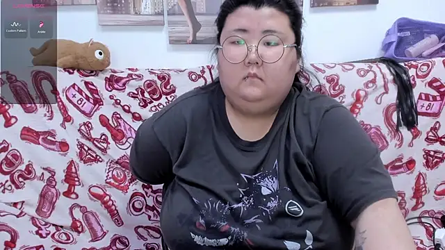 Snapshot of Nadine_asian chatting on 07.19.26 Nadine asian online show from 07.19.26