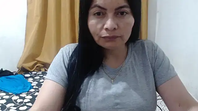 Snapshot of Janna099 chatting on 10.14.25 Janna099 online show from 10.14.25