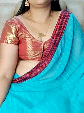 Snapshot of Traditional_Housewife_ chatting on 09.09.25 Traditional Housewife  online show from 09.09.25