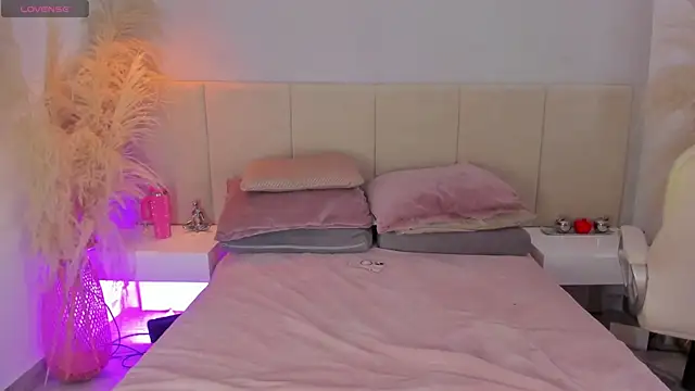 sofia pamela online show from 09.13.25