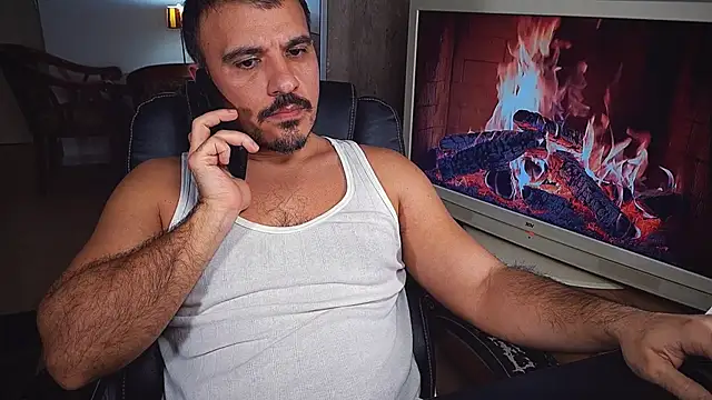 Snapshot of officeman7 chatting on 12.28.24 officeman7 online show from 12.28.24