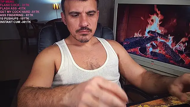 Snapshot of officeman7 chatting on 03.07.25 officeman7 online show from 03.07.25