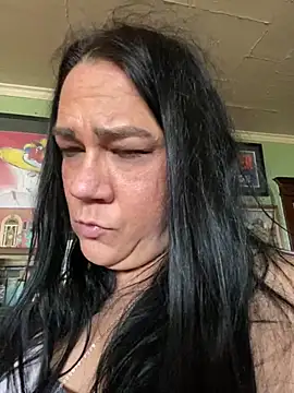 Snapshot of sexyasscougar chatting on 12.17.24 sexyasscougar online show from 12.17.24