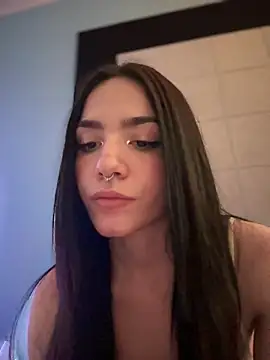 Snapshot of ShannonShanny chatting on 03.17.25 ShannonShanny online show from 03.17.25