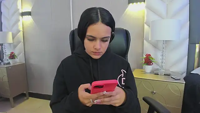 ChloeHarper  online show from 03.25.26