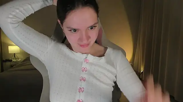 Snapshot of Sonia_moon_ chatting on 01.09.25 Sonia moon  online show from 01.09.25