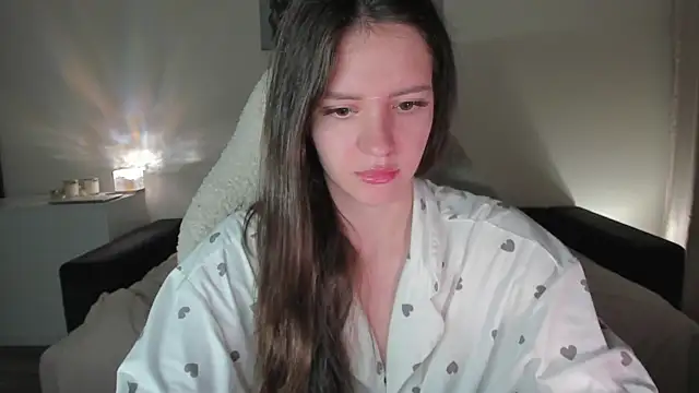 Snapshot of Sonia_moon_ chatting on 09.24.25 Sonia moon  online show from 09.24.25