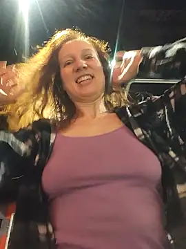 Exhibitionsplit online show from 02.04.26