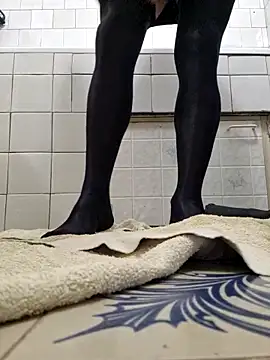 Snapshot of WhoreAnalsssxxx chatting on 02.19.25 WhoreAnalsssxxx online show from 02.19.25