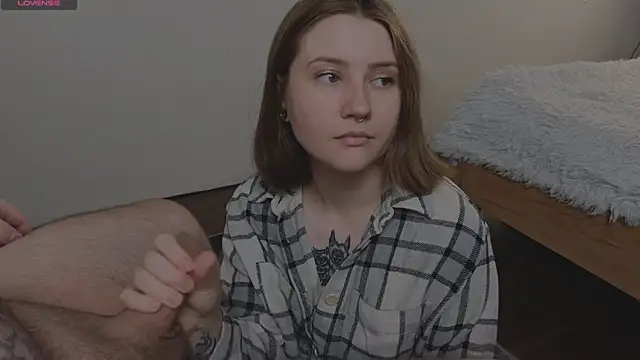 Snapshot of alicepugh chatting on 07.12.26 alicepugh online show from 07.12.26