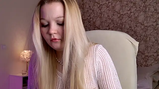 Snapshot of jane-sucks chatting on 04.03.26 jane-sucks online show from 04.03.26