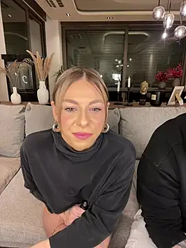 Snapshot of SexOnMyLvL chatting on 02.07.25 SexOnMyLvL online show from 02.07.25