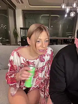 Snapshot of SexOnMyLvL chatting on 02.24.25 SexOnMyLvL online show from 02.24.25