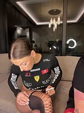 Snapshot of SexOnMyLvL chatting on 10.07.25 SexOnMyLvL online show from 10.07.25