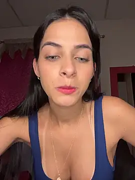 Snapshot of violetta-brown1 chatting on 12.02.25 violetta-brown1 online show from 12.02.25