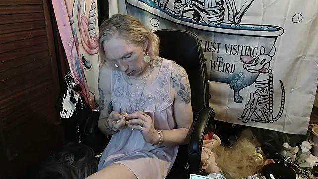 Ombeline1 online show from 03.06.26