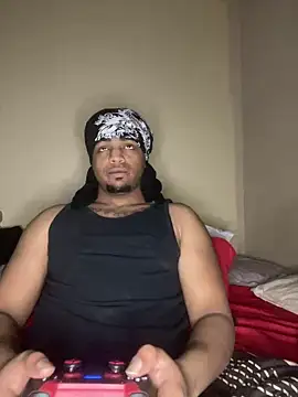 Snapshot of Elgrazonamor chatting on 12.13.24 Elgrazonamor online show from 12.13.24