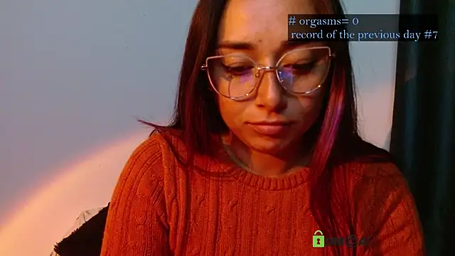 Snapshot of Hot_Candy_ chatting on 09.28.25 Hot Candy  online show from 09.28.25