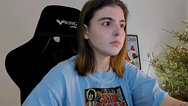 Snapshot of emmamurrr chatting on 01.06.25 emmamurrr online show from 01.06.25