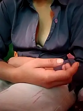 Snapshot of Mangla_Bhabhi chatting on 01.22.25 Mangla Bhabhi online show from 01.22.25