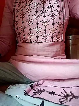 Snapshot of Mangla_Bhabhi chatting on 01.26.25 Mangla Bhabhi online show from 01.26.25