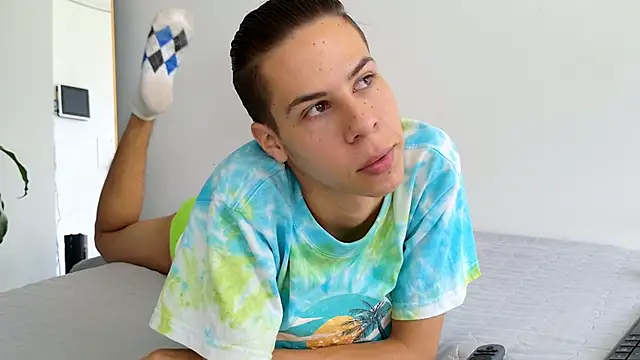 grey   27 online show from 02.26.25