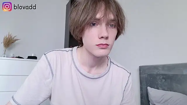 callmenineoneseven online show from 07.24.26