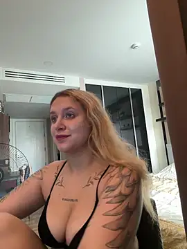 ellielawson online show from 10.25.25