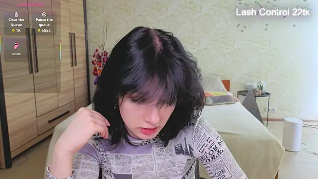 JulisSweet online show from 04.17.26