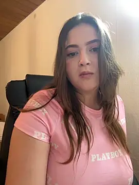 Kamilla Loop online show from 10.29.25