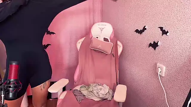 Katrin  kiss online show from 10.29.25