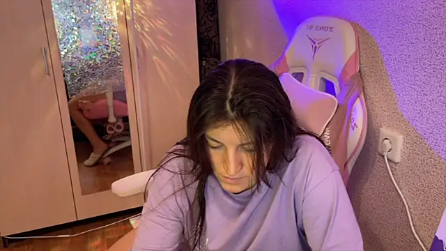 Katrin  kiss online show from 04.19.26