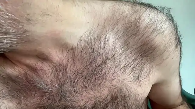 Snapshot of Brianjonest chatting on 11.04.25 Brianjonest online show from 11.04.25