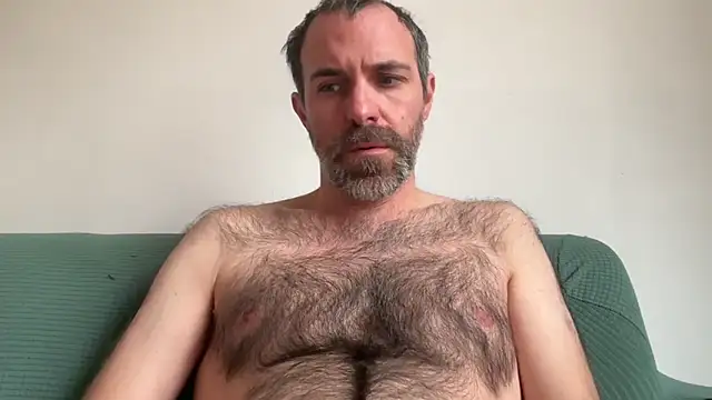 Snapshot of Brianjonest chatting on 11.05.25 Brianjonest online show from 11.05.25