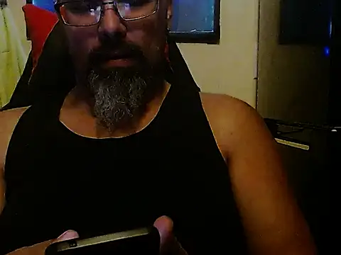 KrazyLegz online show from 01.04.25