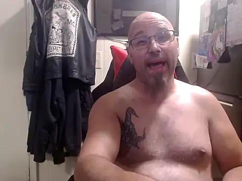 KrazyLegz online show from 09.11.25