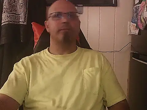 KrazyLegz online show from 09.15.25