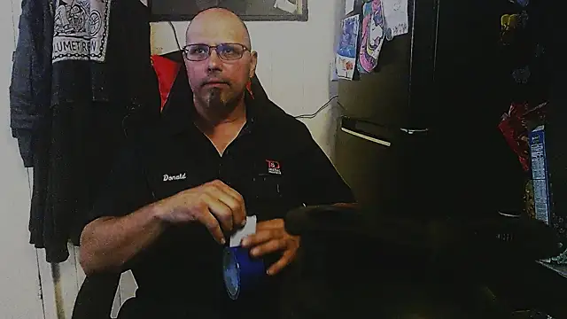 KrazyLegz online show from 09.25.25