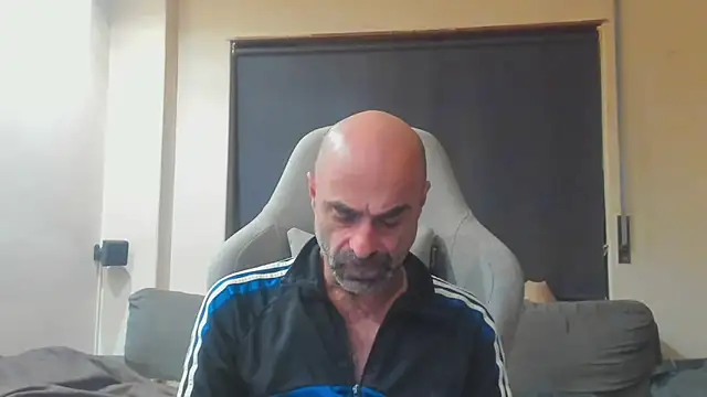 Snapshot of Bicopflirt chatting on 11.09.25 Bicopflirt online show from 11.09.25