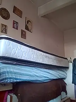 Snapshot of gala2 chatting on 02.21.25 gala2 online show from 02.21.25