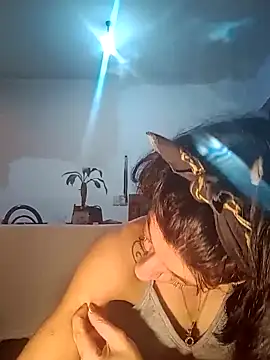 Snapshot of gala2 chatting on 02.23.25 gala2 online show from 02.23.25