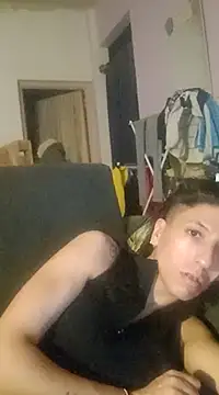 Snapshot of gala2 chatting on 03.04.25 gala2 online show from 03.04.25